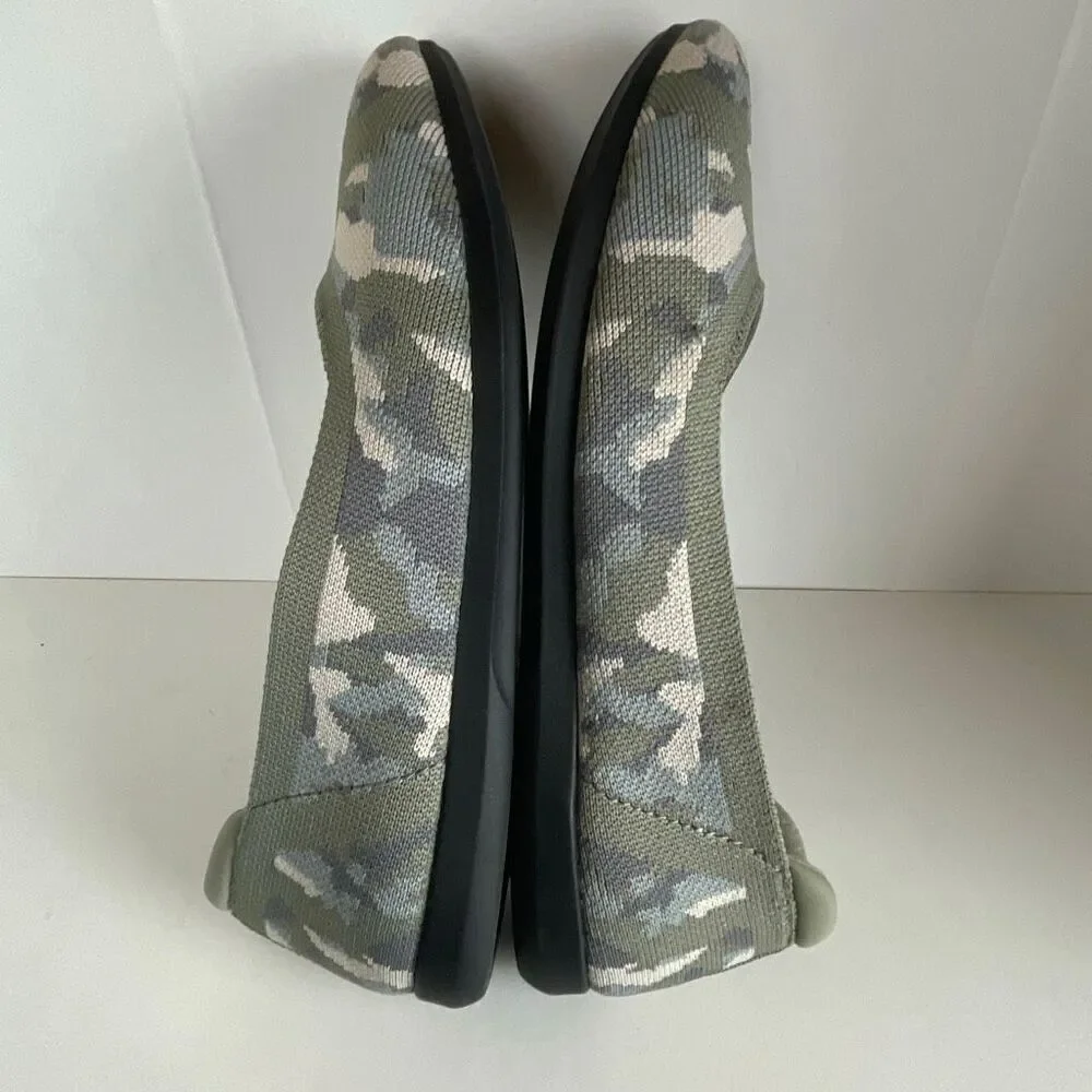 Clarks Carly Wish Ballet Flat Camouflage 6.5